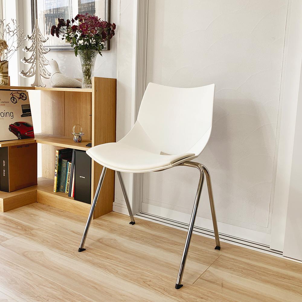 Cerantola KOSKA コスカ クッション ミーティングチェア 4本脚