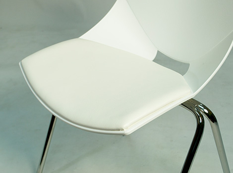 Cerantola KOSKA コスカ クッション ミーティングチェア 4本脚3